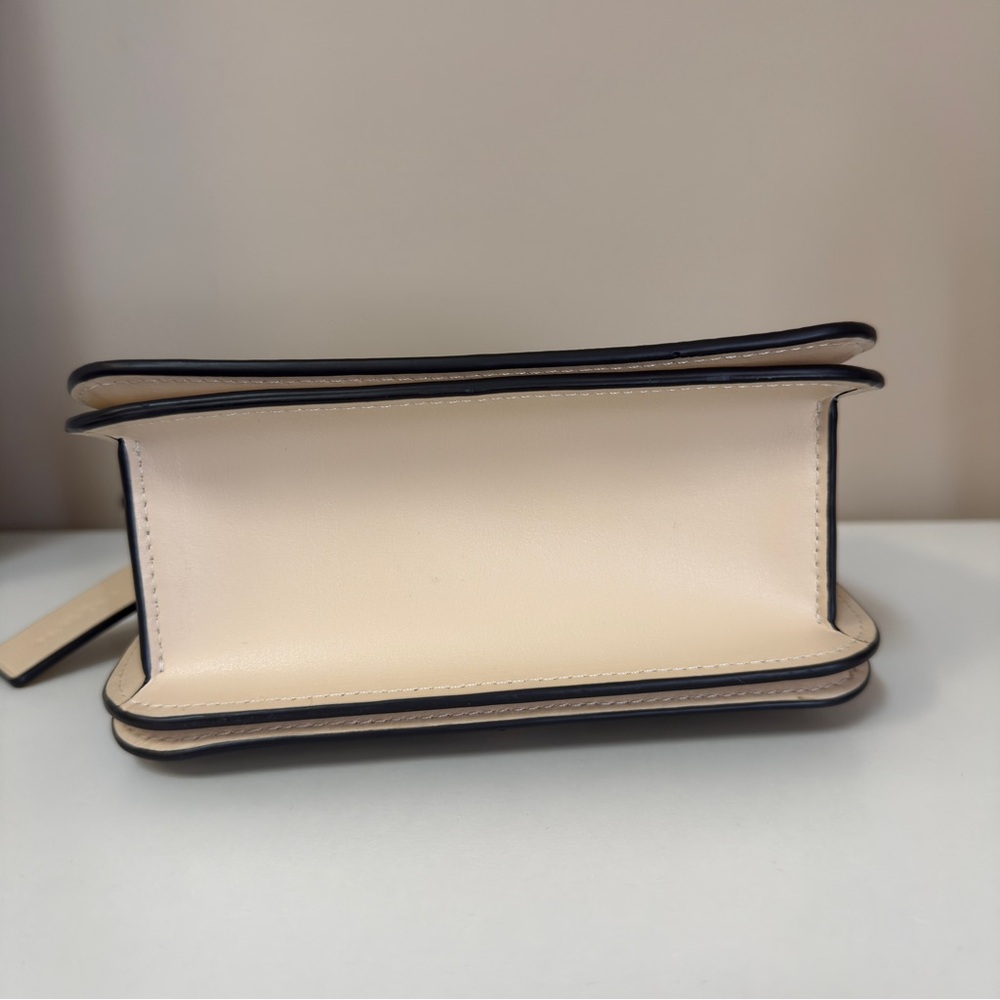 Coach CL429 SIG BK MORG SQR - Picture 6 of 13